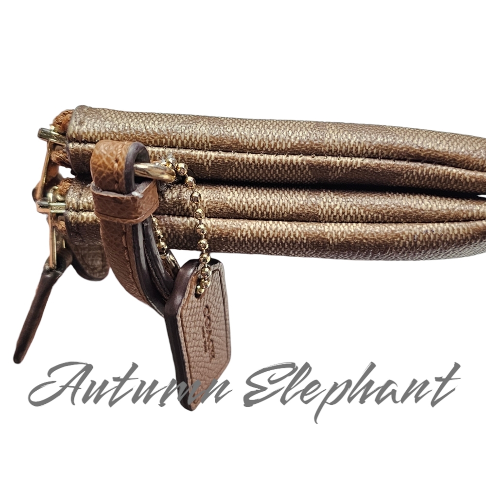 EUC Double Zip Coach Wristlet - Picture 10 of 13